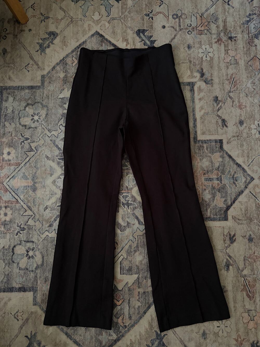 Gap Fast Ponte Crop Pants Womens Small Black Pull On Kick Flare Stretch